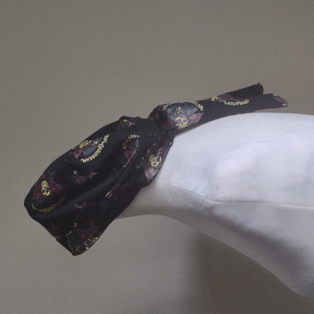 Walt Disney World Pirates of the Caribbean skull cap. Youth size